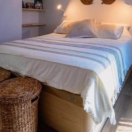 La Maison Bleue Confort Et Elegance 瓦尔拉普拉日
