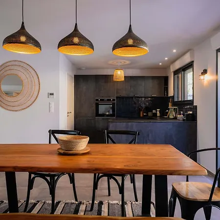 La Maison Bleue Confort Et Elegance Вальрас-Пляж