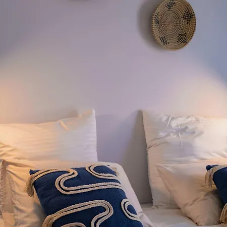Дом отдыха La Maison Bleue Confort Et Elegance *