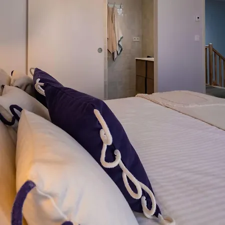 בית נופש La Maison Bleue Confort Et Elegance *